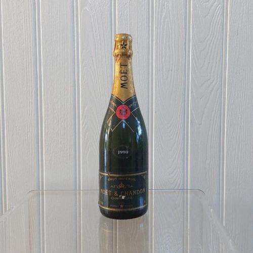 Moët &amp; Chandon - Grand Vintage Brut - 1990 - Auction