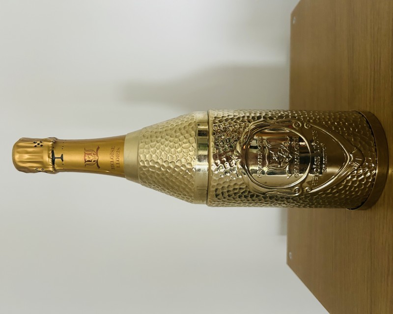 Heloise Lloris Champagne Extra Dry 24k Gold - Auction