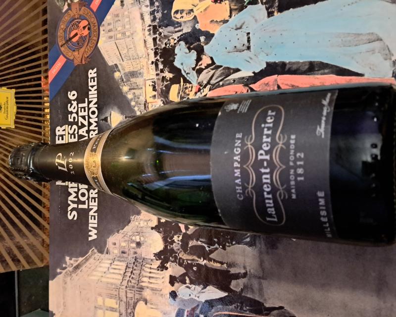 LAURENT PERRIER VINTAGE BRUT 2002. - Auction