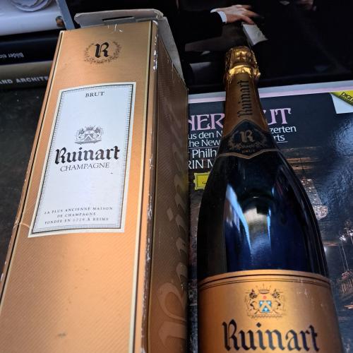 RUINART BRUT NV WITH (AT LEAST) 15 YEARS BOTTLE AGE. - Auction