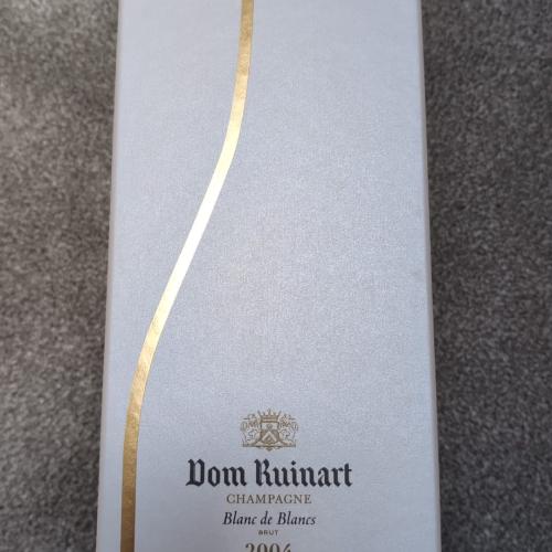 Dom Ruinart 2004 in individual presentation case - cellar stored / immaculate condition - Auction