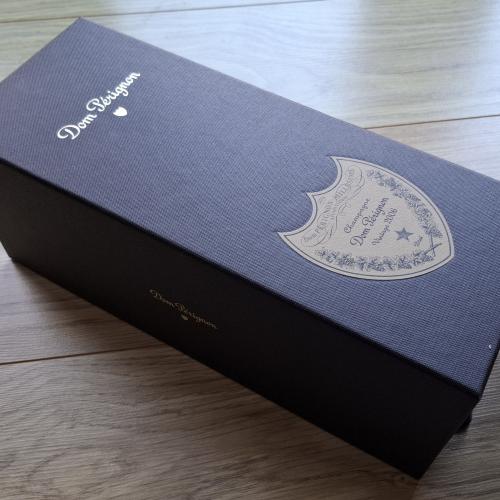 As new condition gift box set - Auction