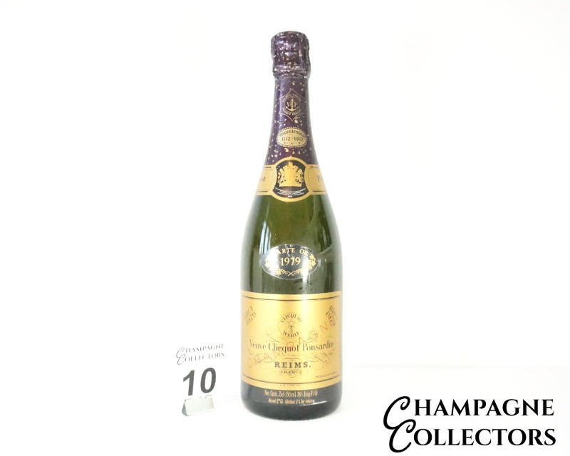1979 Vintage Champagne Veuve Clicquot Carte Or Brut - Auction