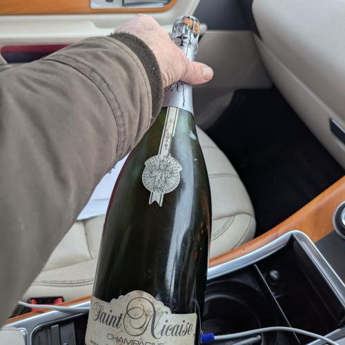 Found a 1979 Saint Nicaise champagne 150cl - Auction