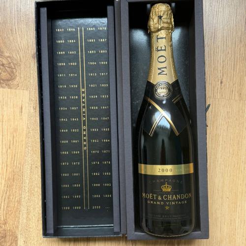 Moet &amp; Chandon - Grand Vintage Brut - 2000 - Auction